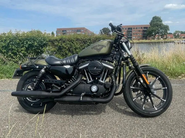 2019 Harley-Davidson Sportster Iron 883 - €10,000 · Bidding (1/1)