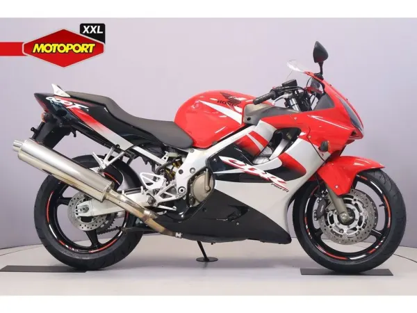2005 Honda CBR 600 F - € 4.490 · Bieden (1/1)