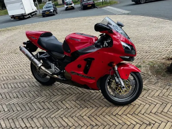 2002 Kawasaki Ninja ZX-12R - € 3.750 · Bieden (1/1)