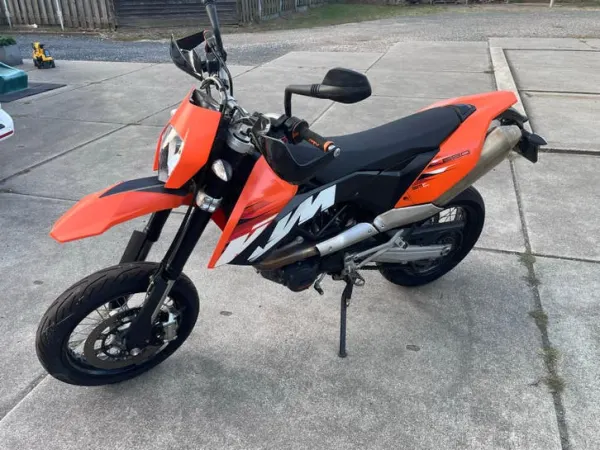 2009 KTM 690 SMC Supermotard - € 4.750 (1/1)