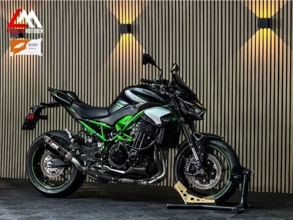 Year unknown Kawasaki Z900 PERFORMANCE-2026-Akrapovic-Quickshifter - €11,999 (1/1)
