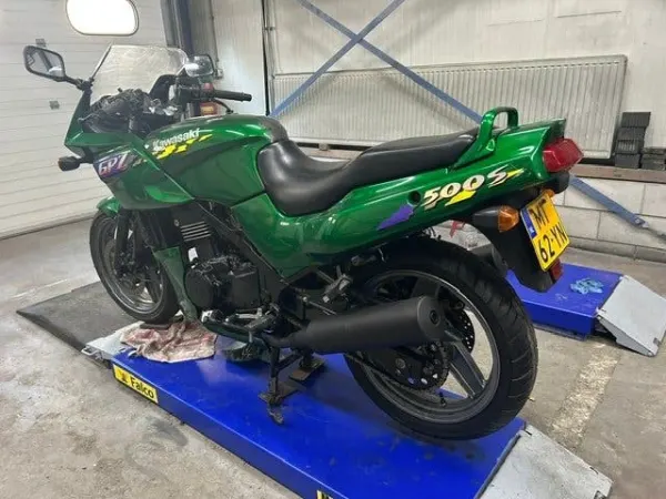1995 Kawasaki GPZ 500S-Groene Toermotor - € 1.200 · Bieden (1/1)