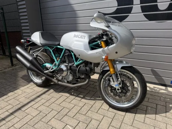 Year unknown Ducati Sport 1000 Classic Paul Smart Slechts 2341 KM - €22,500 · Bidding (1/1)