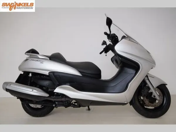 Year unknown Yamaha Majesty 400 ABS (bj 2010) - €3,290 (1/1)