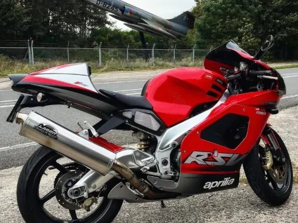 2002 Aprilia RSV Mille - Gereserveerd (1/1)