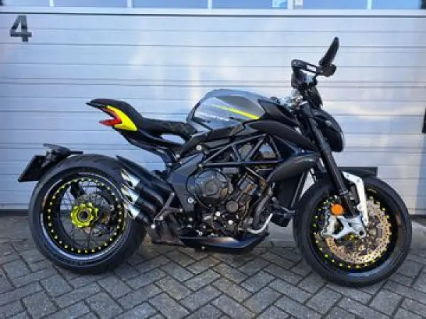 2020 MV Agusta Dragster 800 RR - €14,989 (1/1)