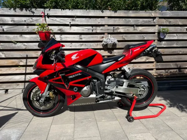 2003 Honda CBR 600 RR uit 2003-Zeer Nette Staat - € 5.550 · Bieden (1/1)
