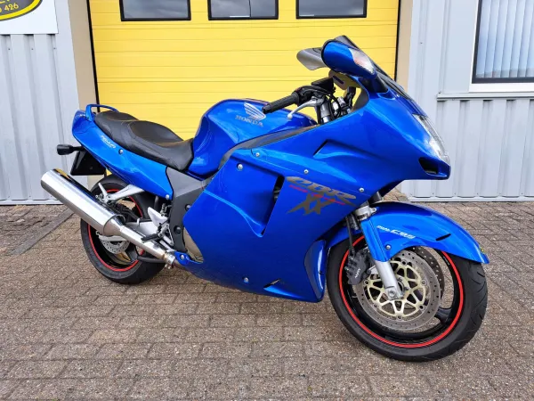 1999 Honda CBR 1100 XX Super Blackbird - € 2.450 (1/1)