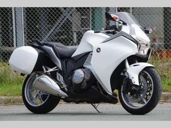 2010 Honda VFR 1200 F - € 5.249 · Bieden (1/1)