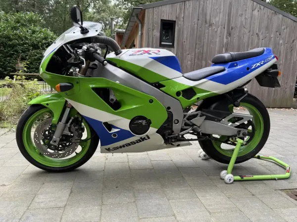 1993 Kawasaki ZXR 400 - € 4.499 (1/1)