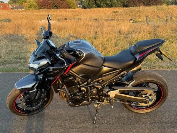 2023 Kawasaki Z 900 - €9,000 · Bidding (1/1)
