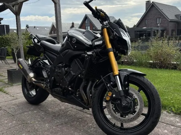 2011 Yamaha FZ 8 - € 4.999 · Bieden (1/1)