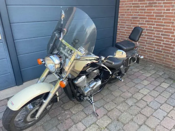 2001 Honda Shadow 750 - Prijs op aanvraag (1/1)