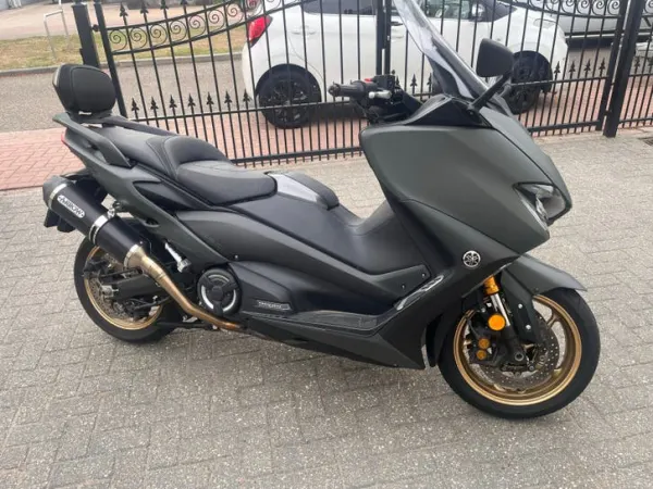 2021 Yamaha Tmax - € 11.500 · Bieden (1/1)