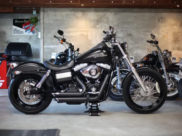 2010 Harley-Davidson Dyna Street Bob - € 11.950 (1/1)