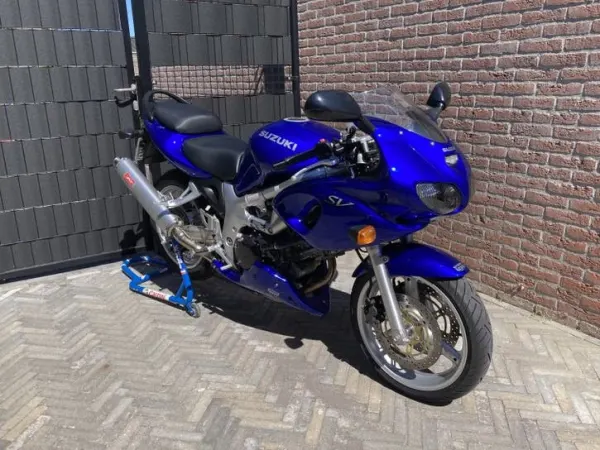 2002 Suzuki SV 650 - € 1.850 (1/1)