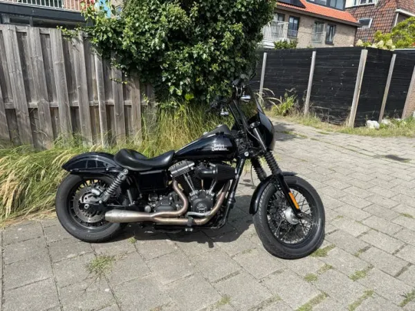 2017 Harley-Davidson Dyna Street Bob Fxdb 2017 - € 12.700 (1/1)