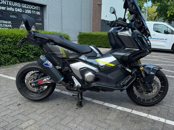 2022 Honda X-ADV - €13,000 · Bidding (1/1)