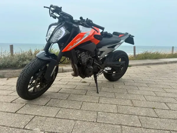 2018 KTM 790 Duke - €5,999 · Bidding (1/1)