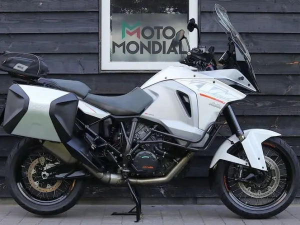 Bouwjaar onbekend KTM 1290 Super Adventure T (bj 2017) Koffers, Rijklaar - € 8.890 (1/1)