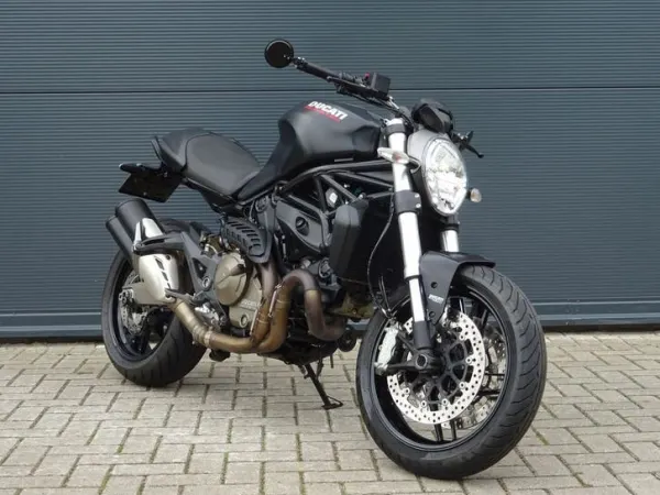 Year unknown Ducati Monster 821 ABS 2016 mat Zwart Orig NL - €6,999 · Bidding (1/1)