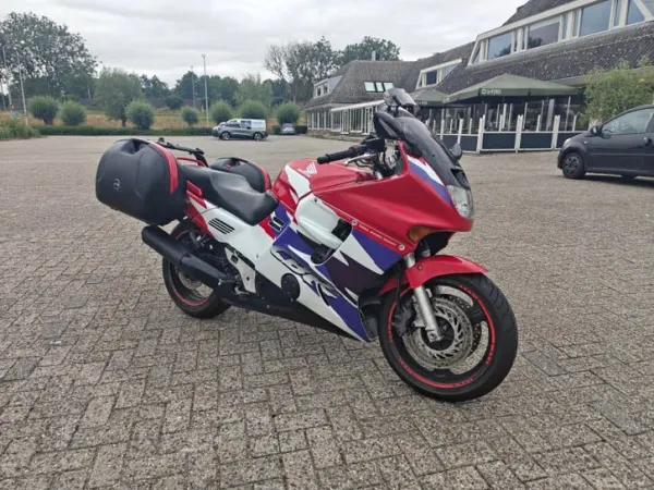 1996 Honda CBR 1000 F - € 1.499 · Bieden (1/1)