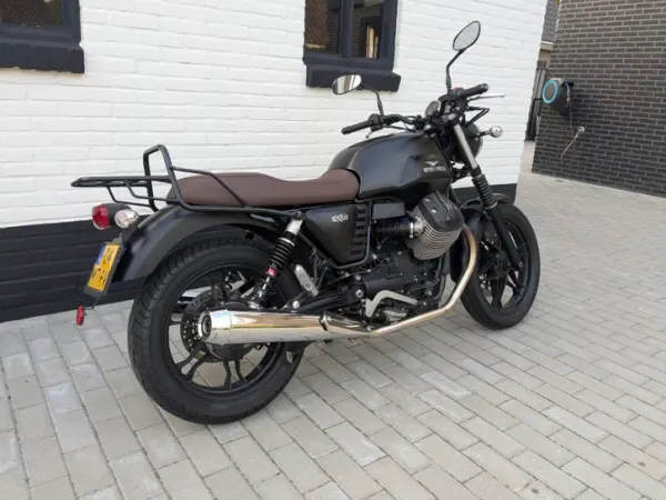 2016 Moto Guzzi V7 2016 Stone! + Grote beurt! - € 4.898 (1/1)