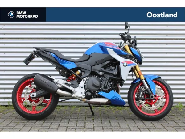 2026 BMW F 900 R - €13,490 · Bidding (1/1)