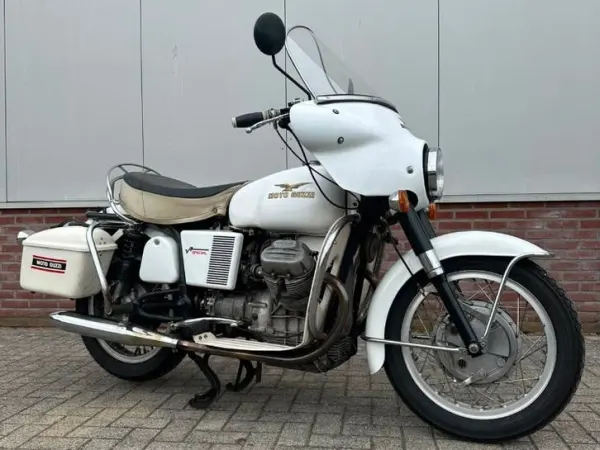 1970 Moto Guzzi V7 Special uit 70 & Uitgebreide Documentatie ️ - Bieden (1/1)