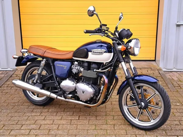 2011 Triumph Bonneville - €6,950 (1/1)