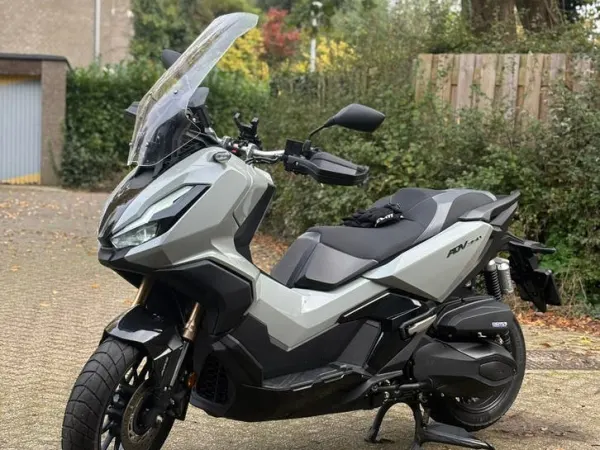 Year unknown Honda ADV 350 2024 - €5,750 · Bidding (1/1)