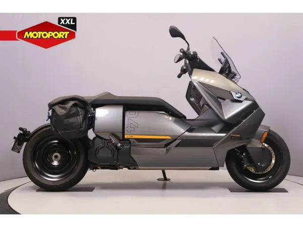 2022 BMW CE 04 - € 10.990 · Bieden (1/1)