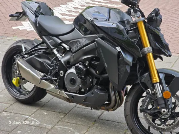 2023 Suzuki GSX-S 1000 - €10,000 · Bidding (1/1)