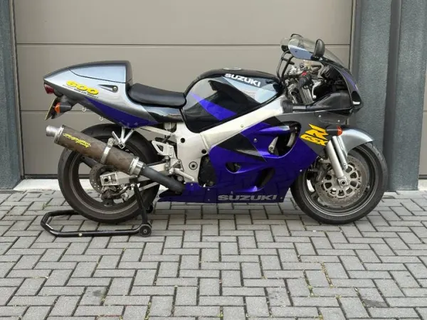 1997 Suzuki Gsxr 600 - Gereserveerd (1/1)