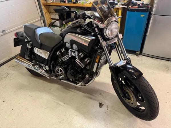 Year unknown Yamaha V-Max 1200 - €4,000 · Bidding (1/1)