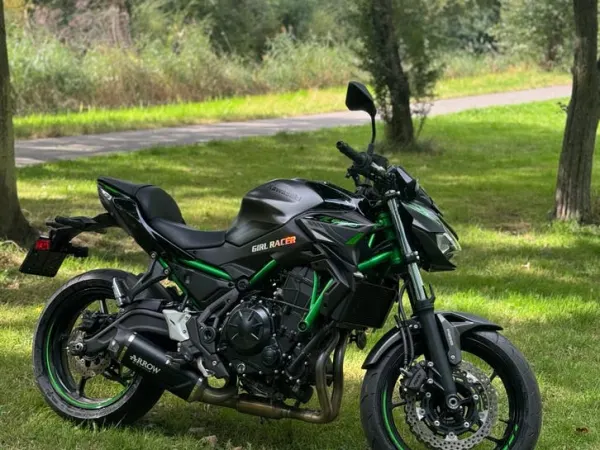 2024 Kawasaki Z650-Sportieve Naked Bike met Arrow Uitlaat - €7,300 (1/1)