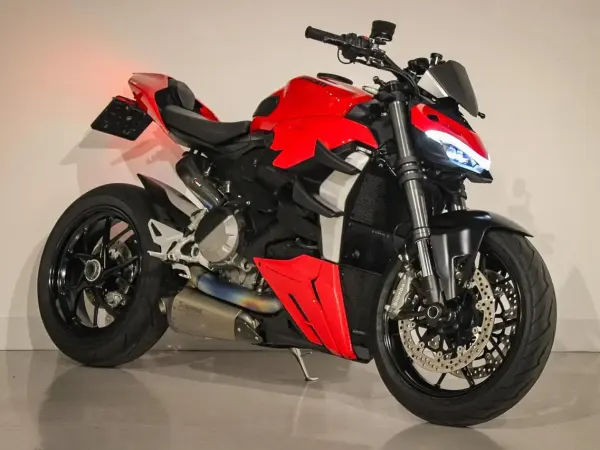 2022 Ducati Streetfighter - €16,990 (1/1)