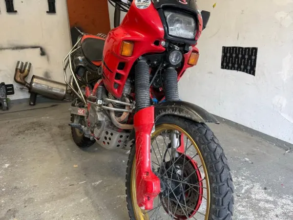 1993 Honda NX 650 - €2,500 · Bidding (1/1)