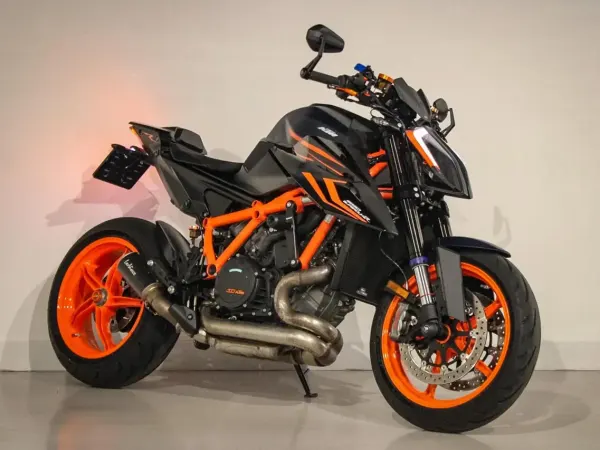 2023 KTM 1290 Super Duke R - €17,990 (1/1)