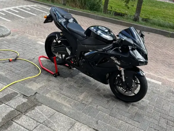 2009 Kawasaki Ninja ZX-6R - €7,199 (1/1)