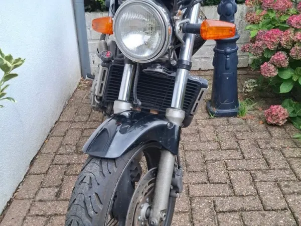 Bouwjaar onbekend Honda Hornet - € 1.700 · Bieden (1/1)