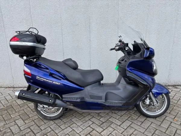 Year unknown Suzuki Burgman 650 Executive - €2,350 · Bidding (1/1)