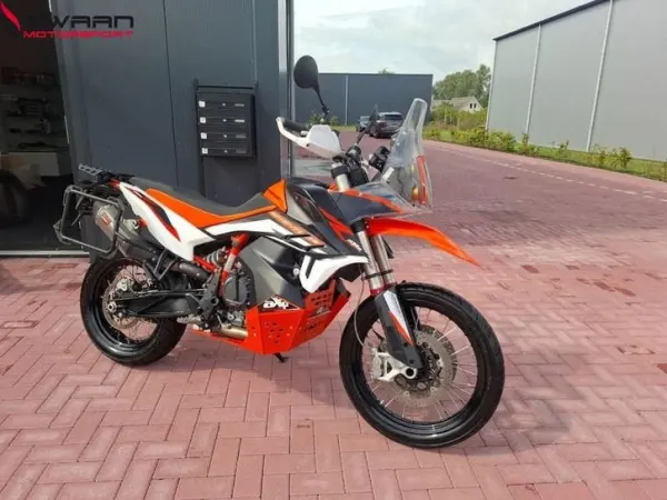 Year unknown KTM 890 Adventure R - €10,990 · Bidding (1/1)