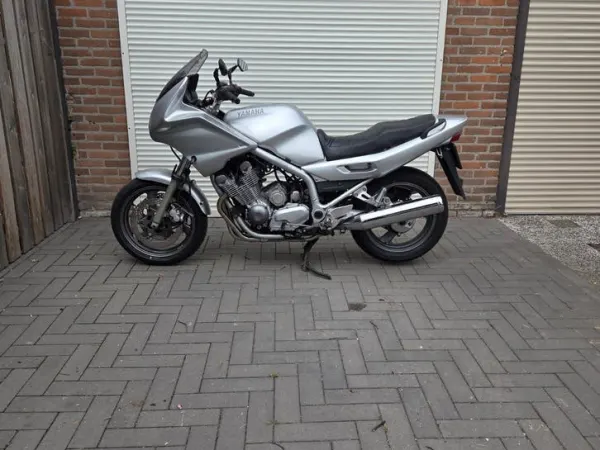 2002 Yamaha xj900 Diversion - € 1.250 · Bieden (1/1)