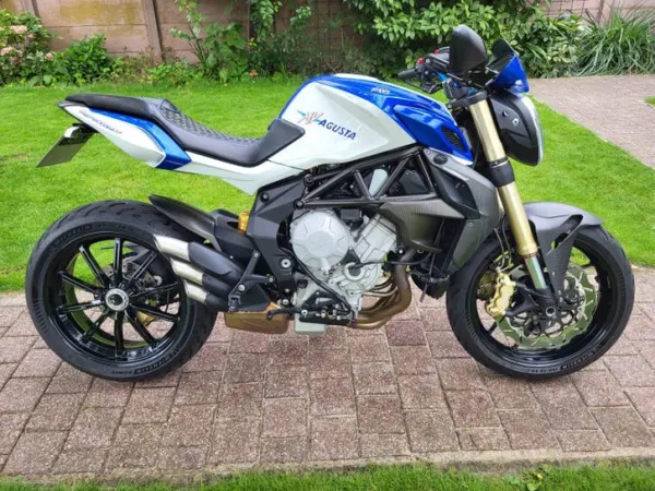 2013 MV Agusta Brutale 800 - € 7.250 · Bieden (1/1)