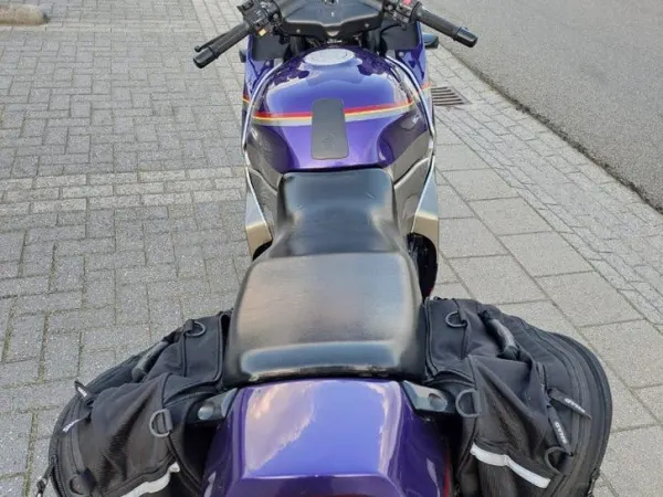 1992 Suzuki GSX 1100 F - € 1.500 · Bieden (1/1)