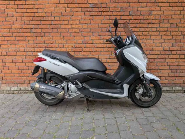 2010 Yamaha X Max 250 - €2,490 (1/1)
