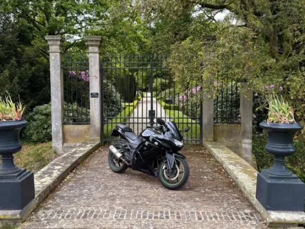 Bouwjaar onbekend Kawasaki Ninja 250R 2008-Sportieve Beginnersmotor - € 2.500 · Bieden (1/1)