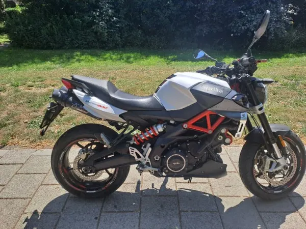 2018 Aprilia Shiver 900 - Bieden (1/1)
