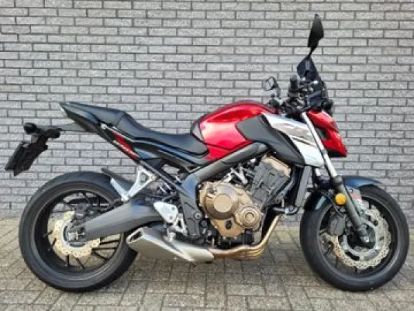 2018 Honda CB 650 F - € 6.450 (1/1)